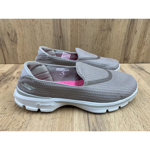 Skechers Go Walk 3 Shoes Women's Size 8.5 Stone beige Slip On Flats GoGo Mat - Picture 2 of 16